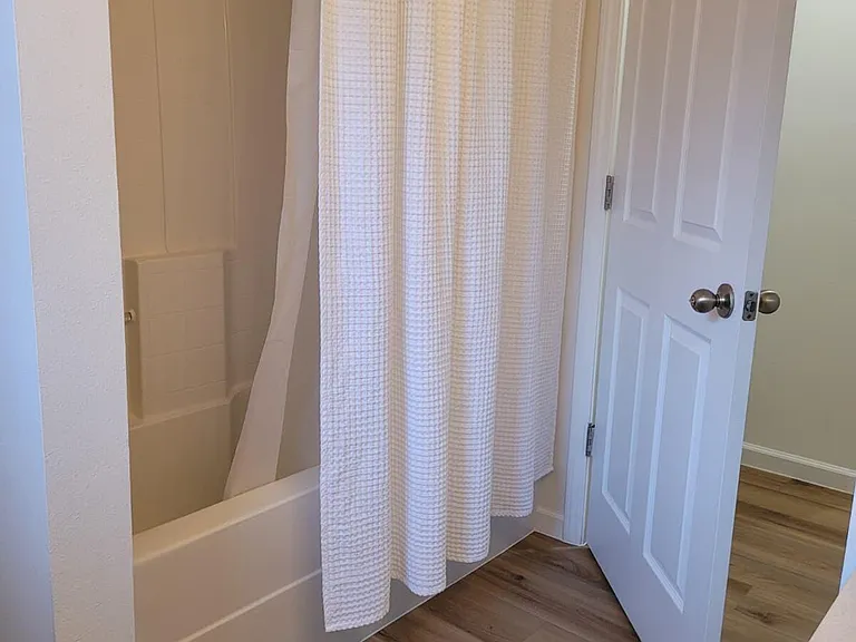 108 Findhorn Ct — Photo 37