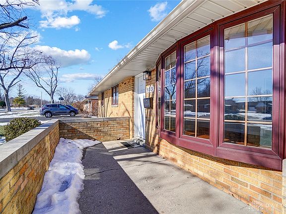 5th image of 933 Pool Ave
