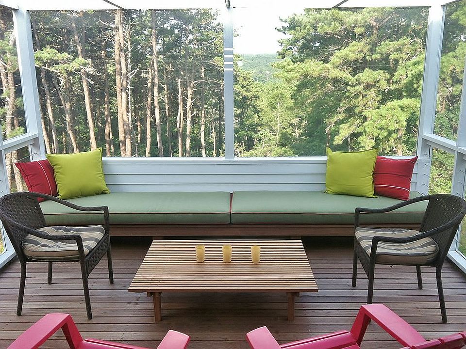 2nd image of 190 Thoreau Way