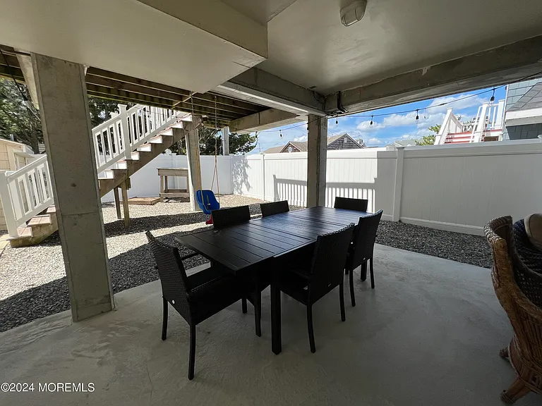 108 Jeanette Dr — Photo 12