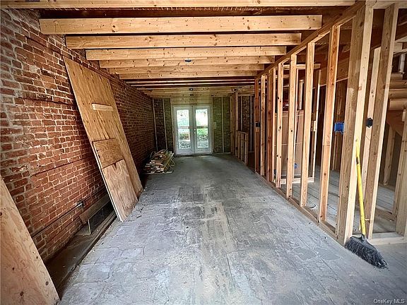 5th image of 127 Johnston St