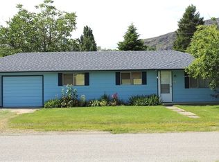 1614 Golden St, Oroville, WA 98844