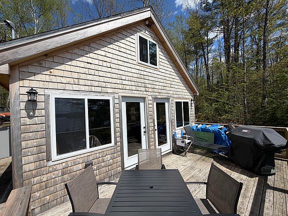 4th image of 220 Bearce Road