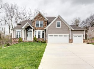 7501 Sarah Lee Dr, Painesville, OH 44077