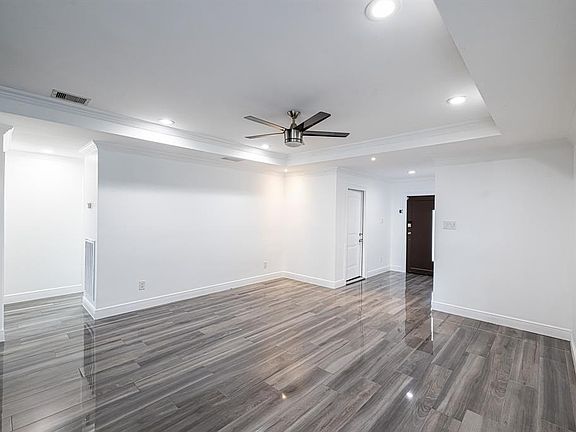 5th image of 11106 Maple Rock Drive