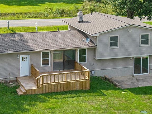 3rd image of 9315 Kingsley Dr