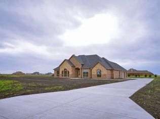 1198 Foolish Pleasure Dr, Terrell, TX 75160