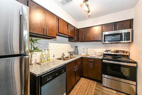 ReNew Dunwoody Photo 1