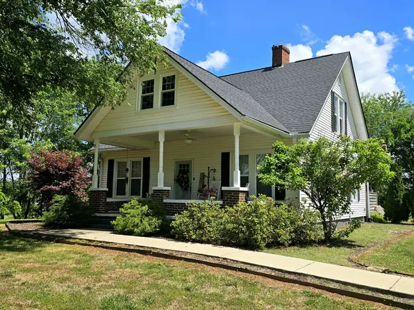 942 Mike Muncey Rd, Mc Minnville, TN 37110