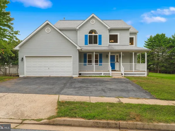 422 Central Ave, Reisterstown, MD 21136