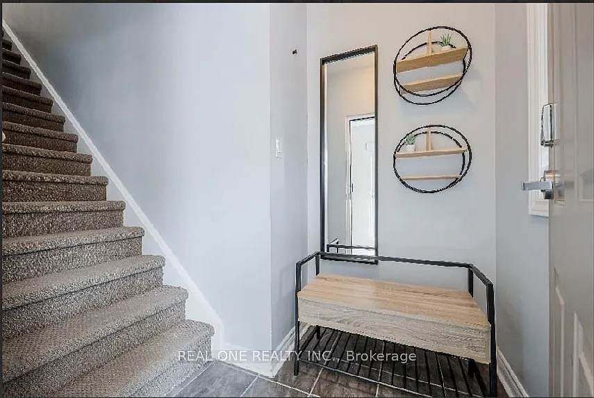 3 bed, $2,800 — Photo 2