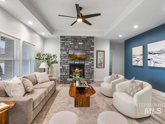 5th image of 729 Satia Ln