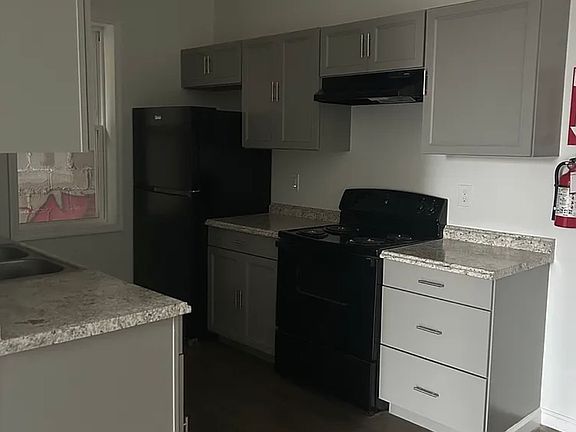 5th image of 346 Madison Ave APT 2