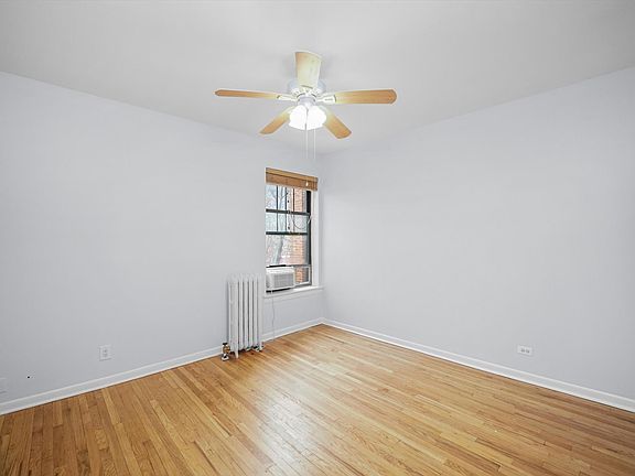 5th image of 6832 N Lakewood Ave APT 3