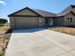 1916 Topaz Rd, Pryor, OK 74361