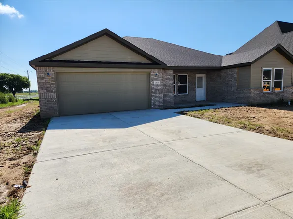 1916 Topaz Rd, Pryor, OK 74361