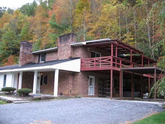 2nd image of 19120 Woodby Ln