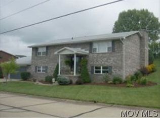 66 Lynn Dr, Williamstown, WV 26187