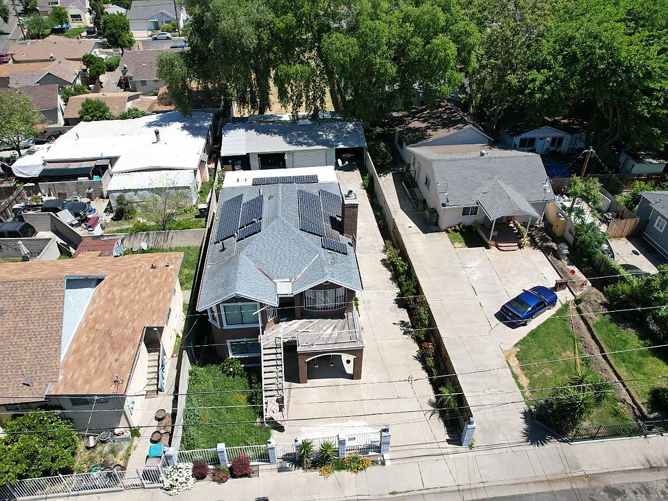 1st image of 529 Water St