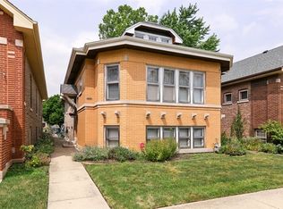 2114 Clinton Ave, Berwyn, IL 60402