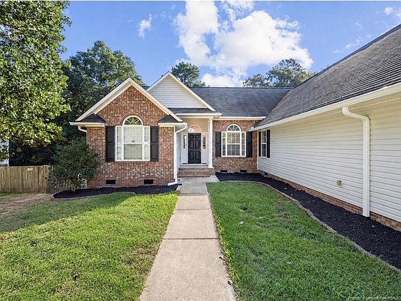 2nd image of 161 Oakmount Dr