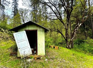 41 Viola Ln, Lewiston, CA 96052