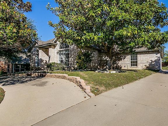 2nd image of 6509 Meadow Lakes Dr
