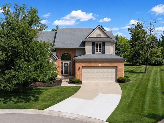 2nd image of 54796 Grenelefe Cir E