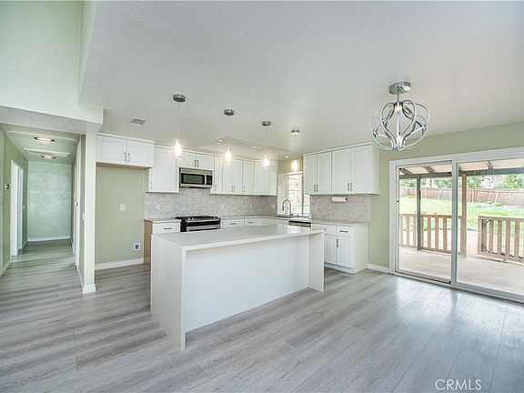 2nd image of 17631 Cottrell Blvd