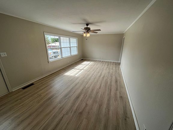2nd image of 1315 Vieux Dr