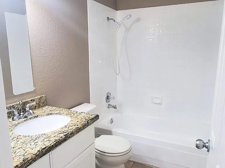 6229 Bellota Dr #C — Photo 11