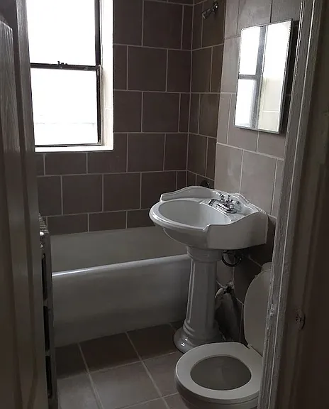 811 Broadway #810-501 — Photo 8