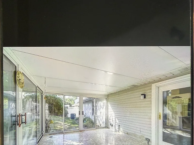 17883 Cambridge Oval — Photo 13
