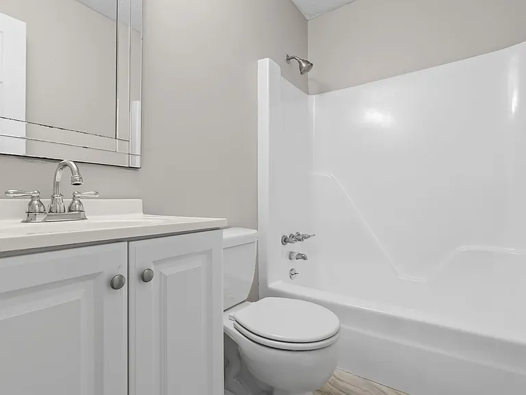 102 Sterling Rd — Photo 23