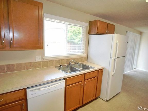 5th image of 5844 S Alaska St