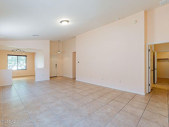 4th image of 7959 N Jewelflower Dr