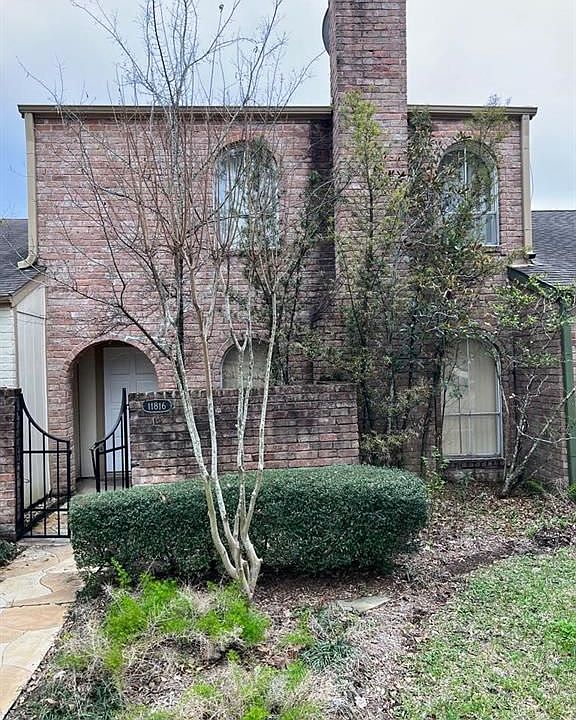 1st image of 11816 Southlake Dr