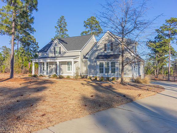 3rd image of 315 Hurlingham Drive