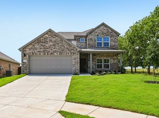 900 Wattle Ln, Alvarado, TX 76009