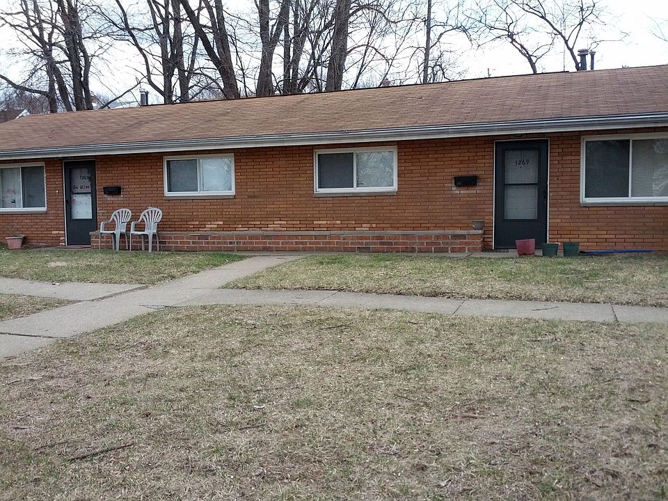 1st image of 1265 Roslyn Ave