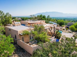 1335 Loma Del Cielo, Corrales, NM 87048