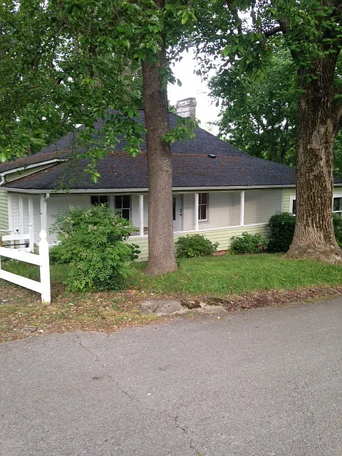 2410 Union St photo 1