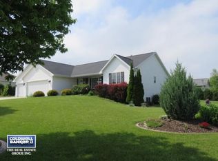 3162 Primrose Ln, Green Bay, WI 54313