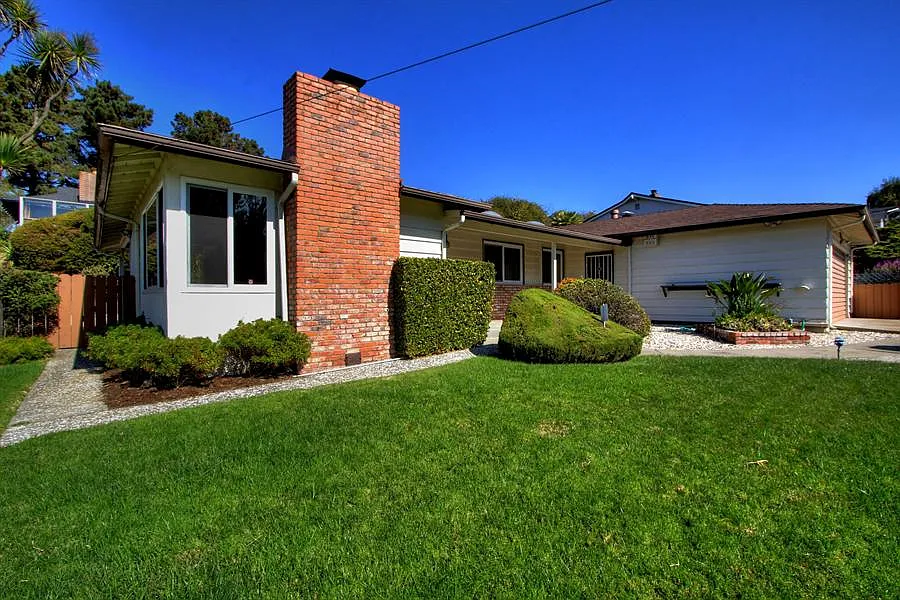 200 Elysian Fields Dr photo 1