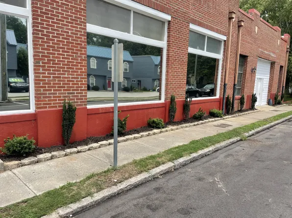 888 W 2nd St #1, Washington, NC 27889