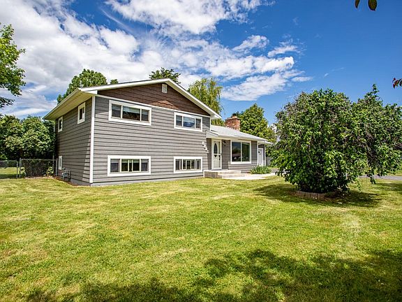 2nd image of 3534 Norman Dr