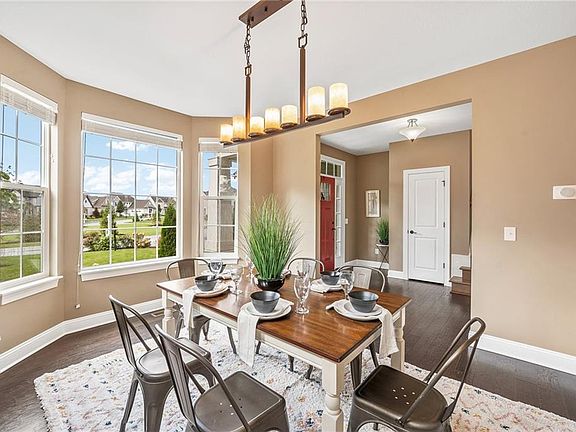 5th image of 17589 Gates Landing Dr