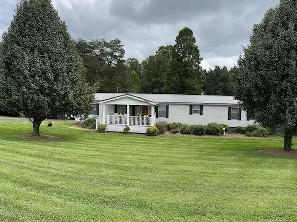 17710 Franklin Tpke, Callands, VA 24530