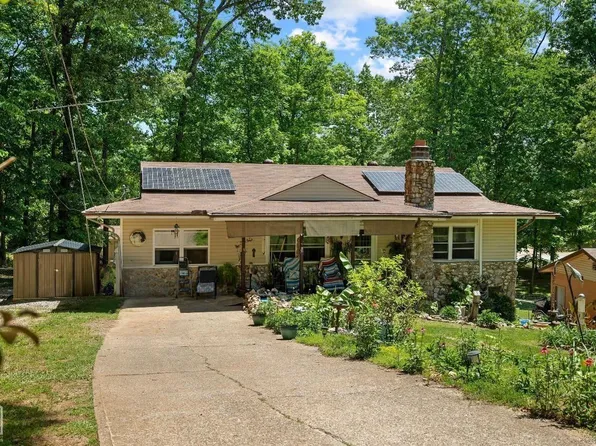 17 Iroquois Cir, Cherokee Village, AR 72529