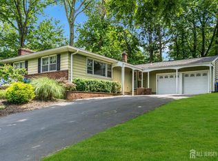 384 Gerry Rd, North Brunswick, NJ 08902